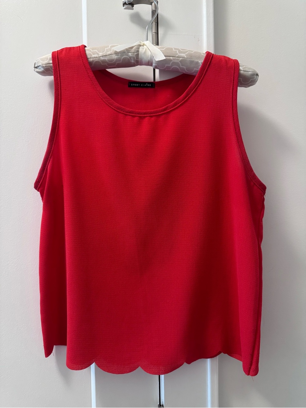 Sweet Claire Poppy Red Sleeveless Scallop-Hem Tank